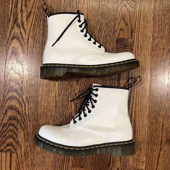 Dr. Martens Shoes Womens Dr Doc Martens White 46 8 Eye Boot Uk6 Us